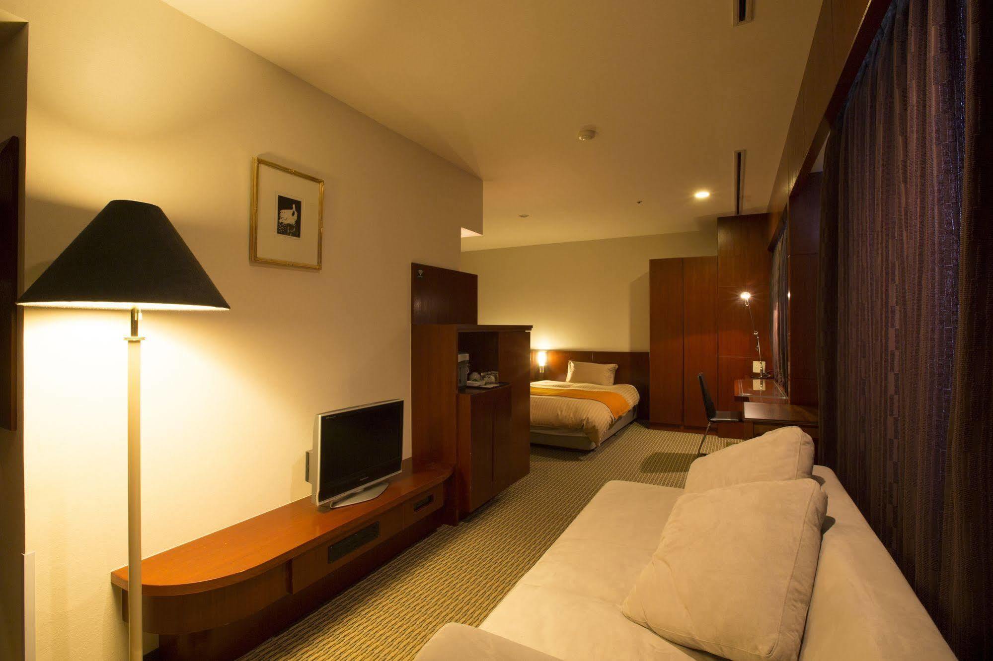 Hotel Granmirage Uozu Kültér fotó