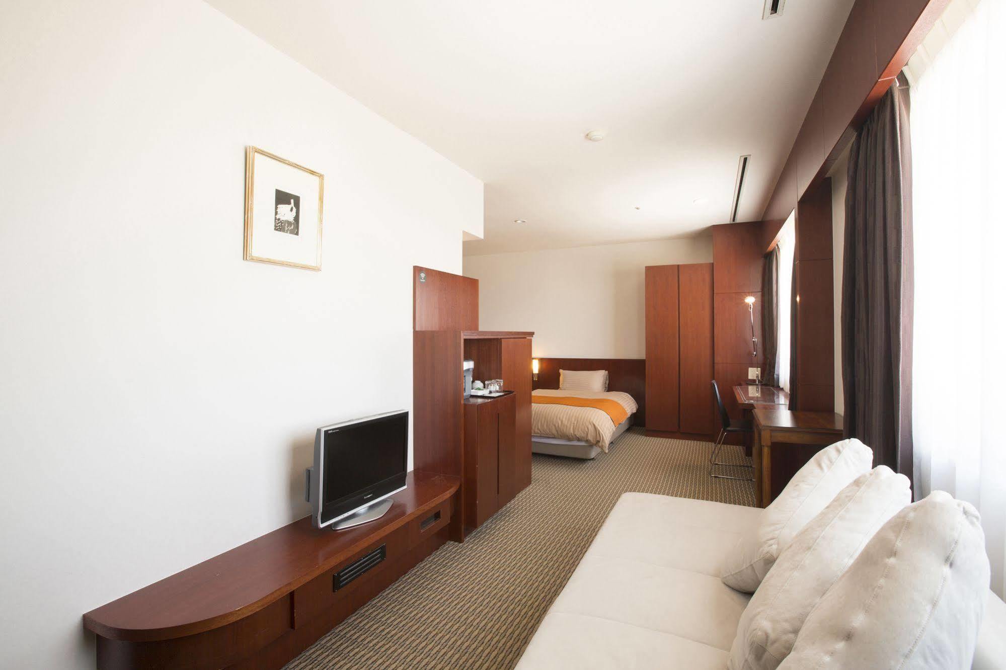 Hotel Granmirage Uozu Kültér fotó